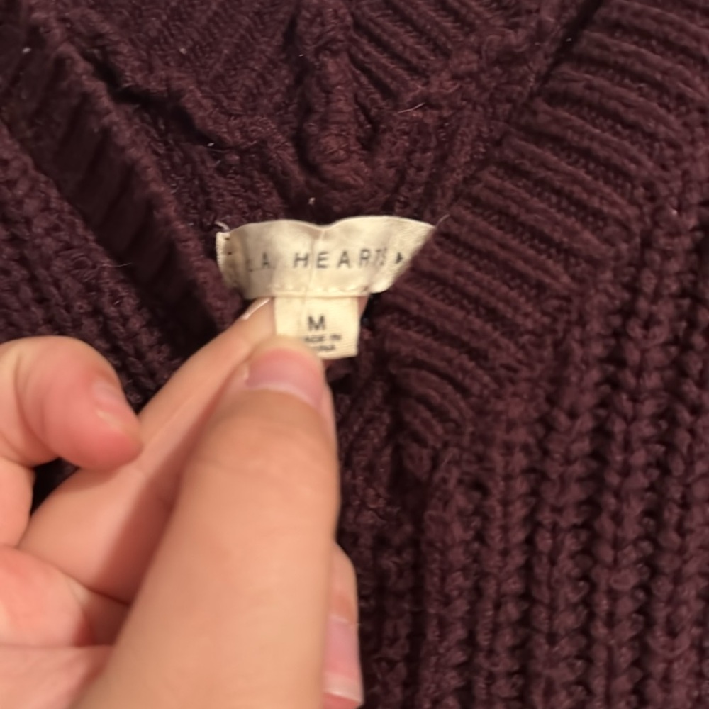 L.A. HEARTS Sweaters - Picture 2 of 3